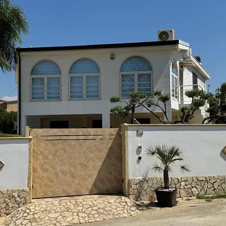 La Terrazza Sul Tramonto - In A Near The Sea In San Leone - Parking And Air Conditioning Agrigento