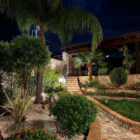 La Terrazza Sul Tramonto - In A Near The Sea In San Leone - Parking And Air Conditioning Villa