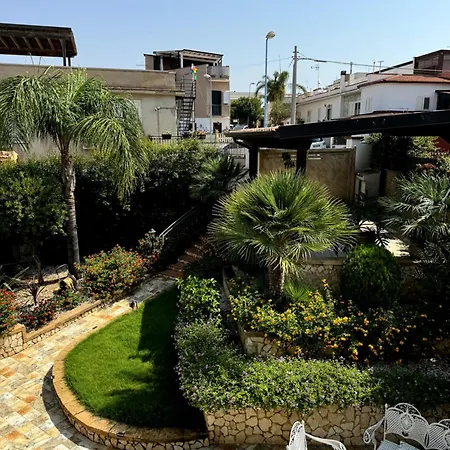 Villa La Terrazza Sul Tramonto - In A Near The Sea In San Leone - Parking And Air Conditioning