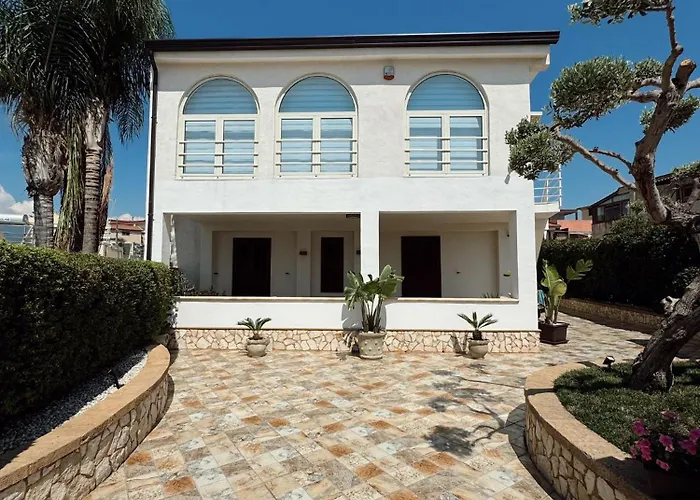 La Terrazza Sul Tramonto - In A Near The Sea In San Leone - Parking And Air Conditioning 빌라