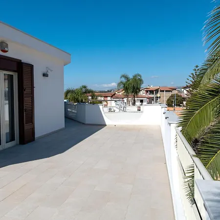 La Terrazza Sul Tramonto - Luxury Near The Sea In San Leone - Parking And Air Conditioning