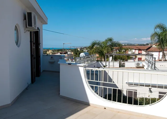 La Terrazza Sul Tramonto - In A Near The Sea In San Leone - Parking And Air Conditioning